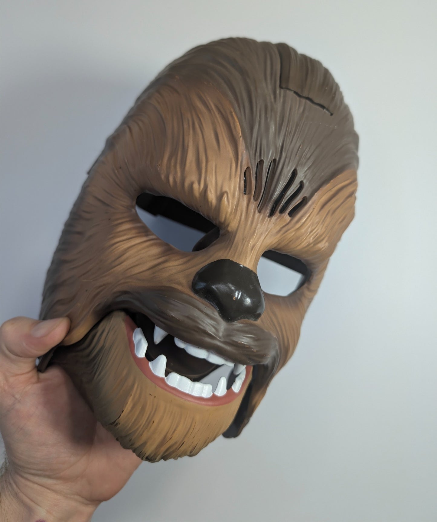Star Wars Chewbacca Mask – Wookiee Costume Mask – Adjustable Strap – Hasbro/Lucasfilm 2015