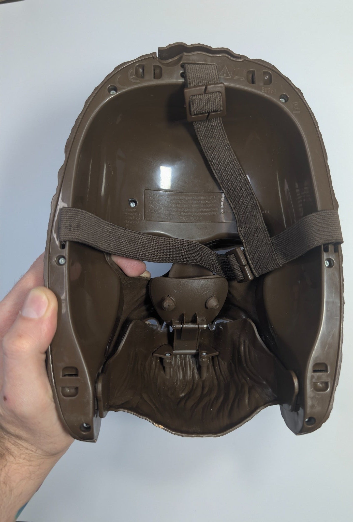 Star Wars Chewbacca Mask – Wookiee Costume Mask – Adjustable Strap – Hasbro/Lucasfilm 2015